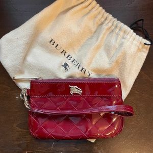 Burberry quilted wristlet clutch